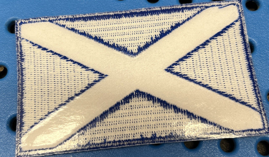 FLAG OF SCOTLAND IRON ON / SEW ON EMBROIDERED PATCH - NEW1