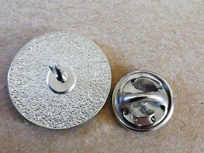 BOWLS BALL ENAMEL PIN BADGE - NEW1