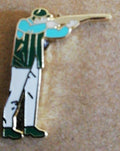 MALE SHOOTER ENAMEL PIN BADGE - NEW0