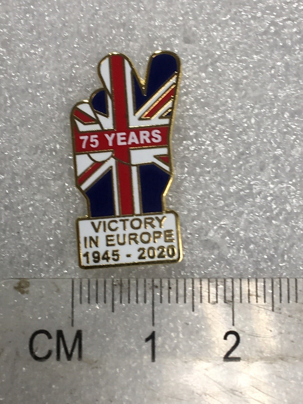75 years Victory in Europe pin badge 1