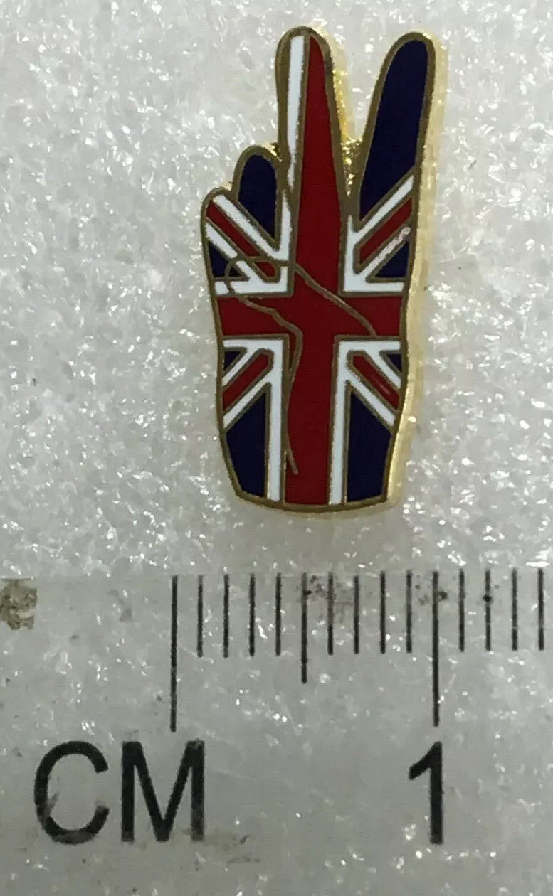 "victory" Union Flag pin badge Two fingers Union Flag1