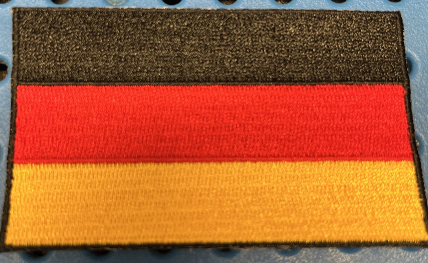 FLAG OF GERMAN IRON ON / SEW ON EMBROIDERED PATCH - NEW0