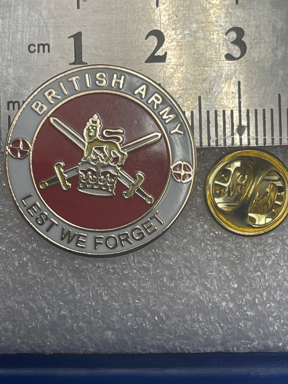 BRITISH ARMY Lest We Forget Hard Enamel Pin Badge
