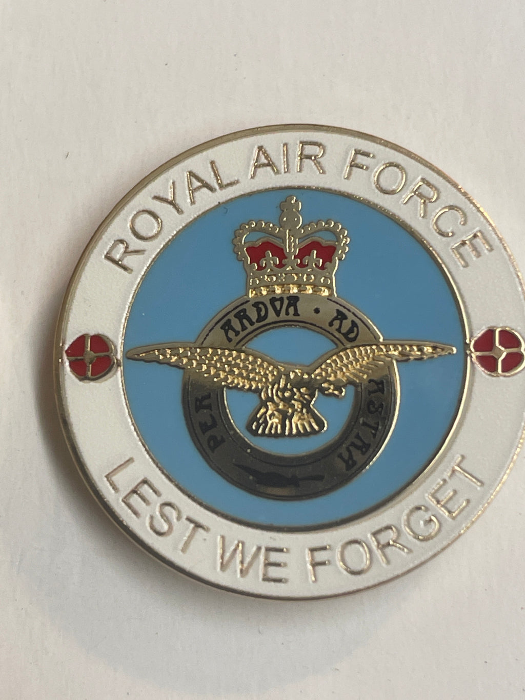 ROYAL AIR FORCE Lest We Forget Hard Enamel Pin Badge