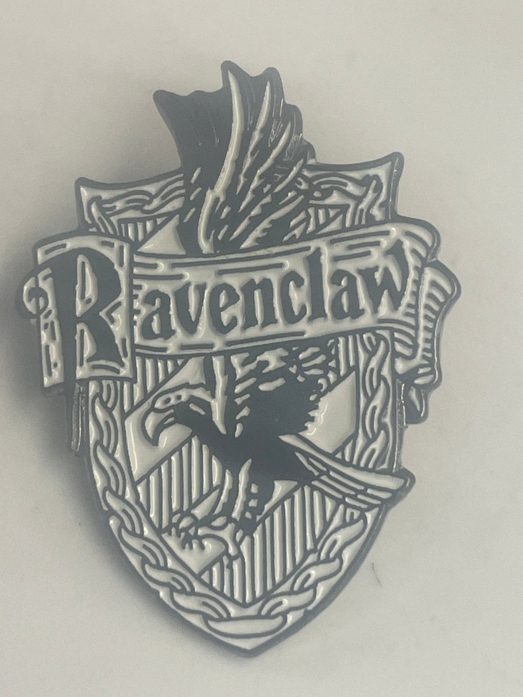 RAVENCLAW CREST ENAMEL PIN BADGE - NEW