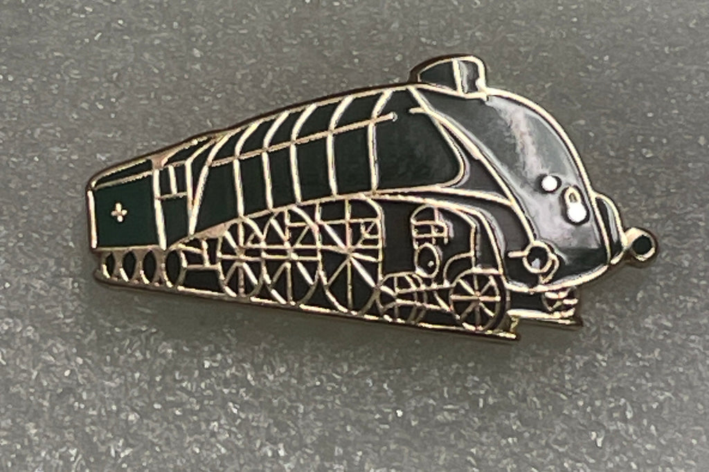The Elizabethan train steam locomotive LNER pin badge